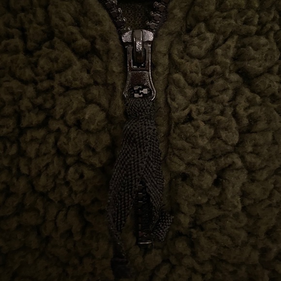 ☼ Olive quarter-zip Sherpa - Picture 4 of 7